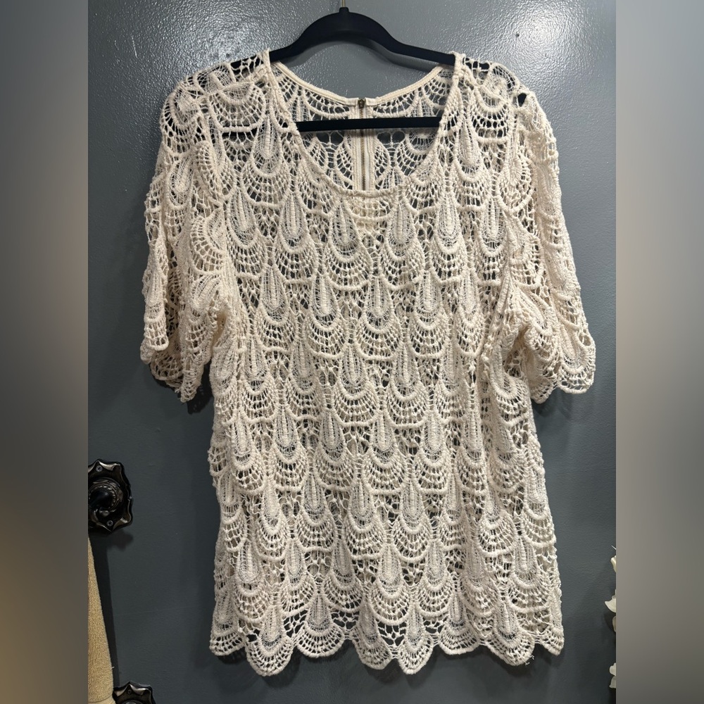 White Cream Short Sleeve Lace Knit Top Layering Formal Summer Lightweight Date
